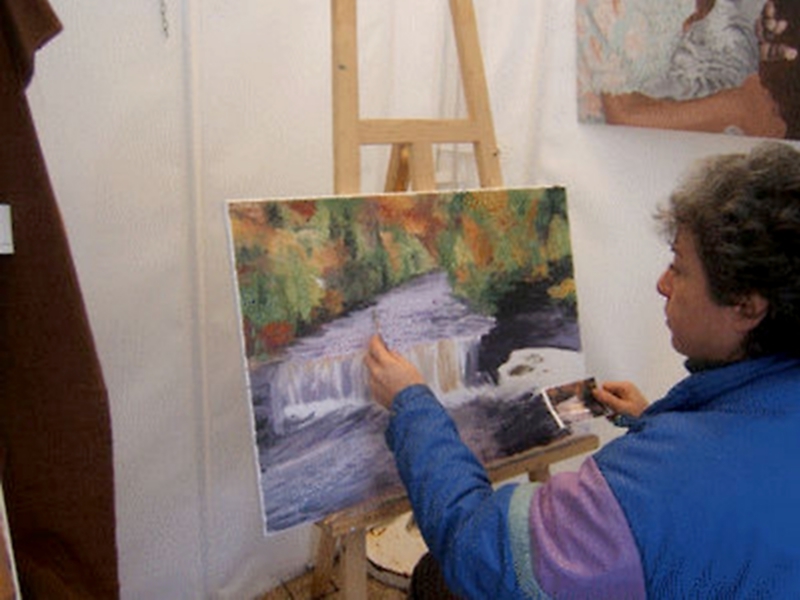 Exposition BEAUJEU . 2ème marché de la Création (photo)